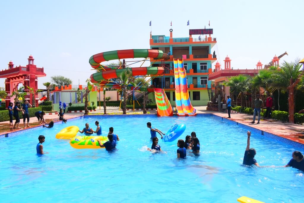 the-wonderland-waterpark-best-water-park-in-jaipur